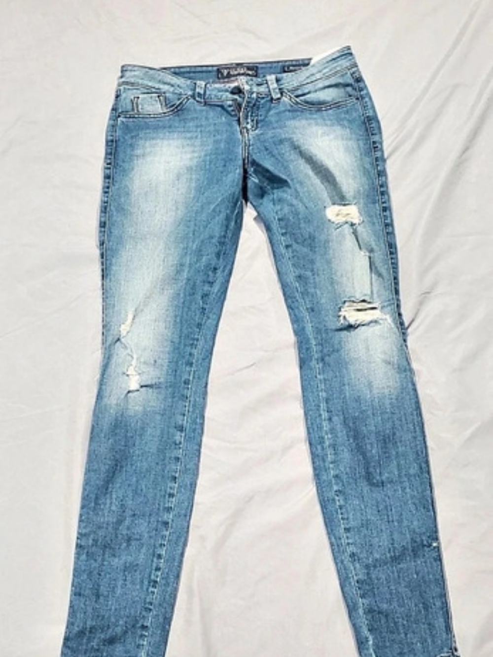 GUESS Distressed Skinny Jeans in Blue